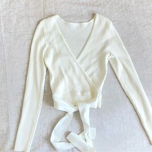 Aritzia wilfred all tied up Cream Wrap Top